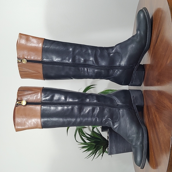 Boots: Knee high leather two toned boots - Picture 6 of 8